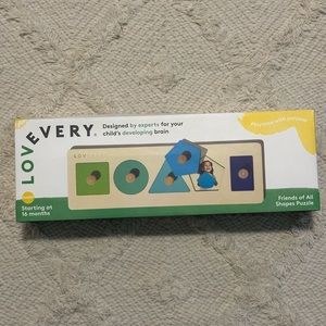 NEW LOVEVERY wooden toy puzzle